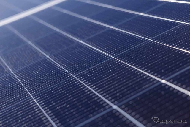 ジャガー・ランドローバーが英国最大級の太陽光発電所開設