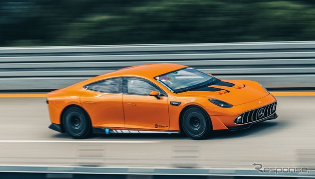 メルセデスAMGの次世代高性能EV『コンセプトAMG GT XX』が電気自動車の25の長距離記録を樹立