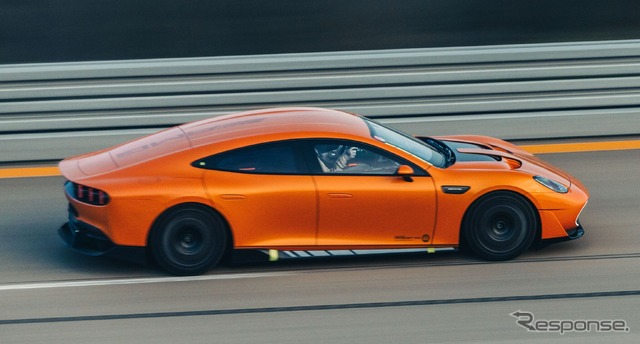 メルセデスAMGの次世代高性能EV『コンセプトAMG GT XX』が電気自動車の25の長距離記録を樹立