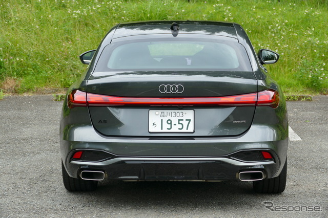 アウディ A5セダン TFSI quattro 150kW S Line