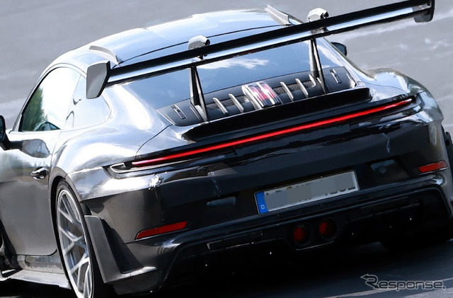 ポルシェ 911 GT3 RS 改良新型のプロトタイプ