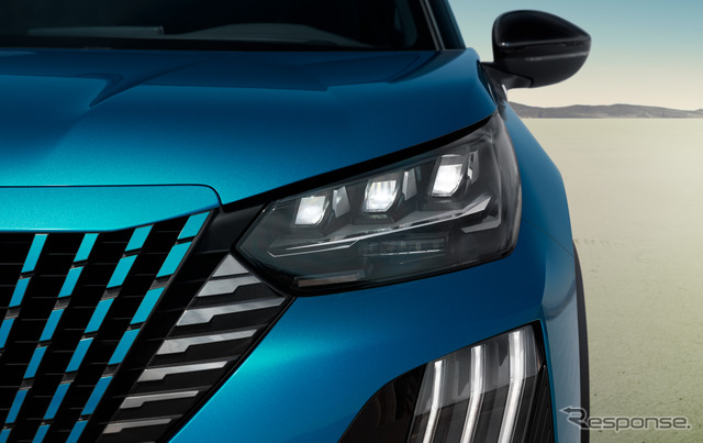 プジョー2008「GT Hybrid」