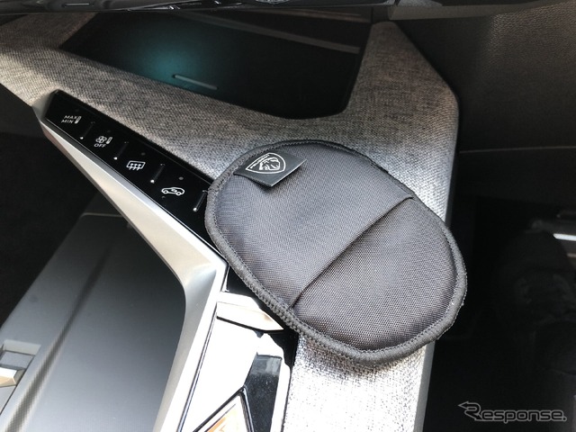 プジョー3008 GT HYBRID アルカンターラパッケージ