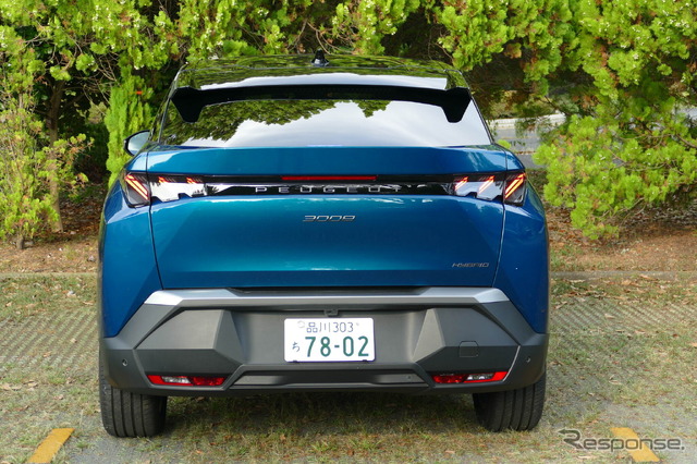プジョー3008 GT HYBRID アルカンターラパッケージ