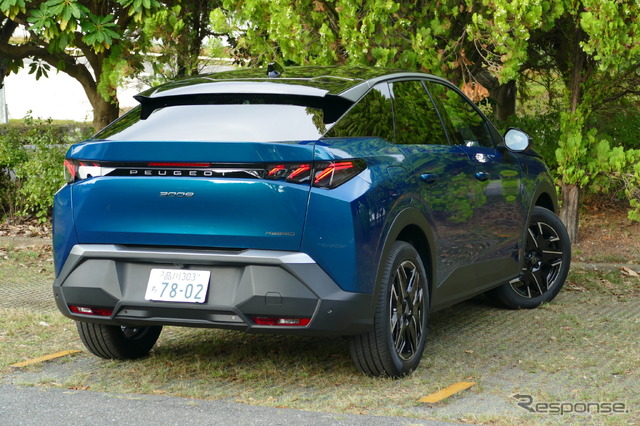 プジョー3008 GT HYBRID アルカンターラパッケージ
