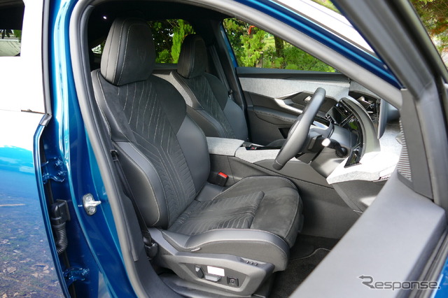 プジョー3008 GT HYBRID アルカンターラパッケージ