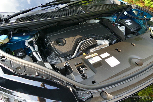 プジョー3008 GT HYBRID アルカンターラパッケージ