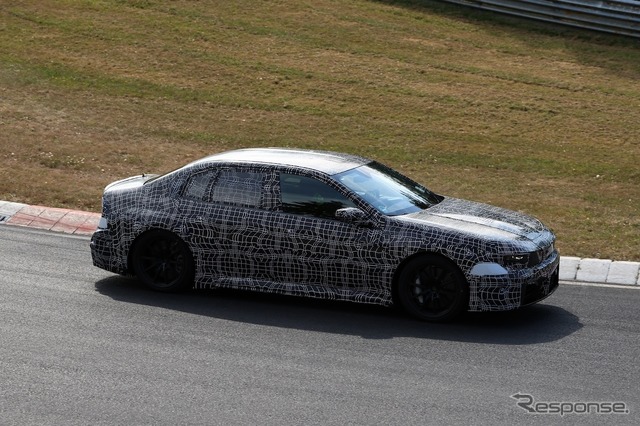 BMW M3 EV版のプロトタイプ