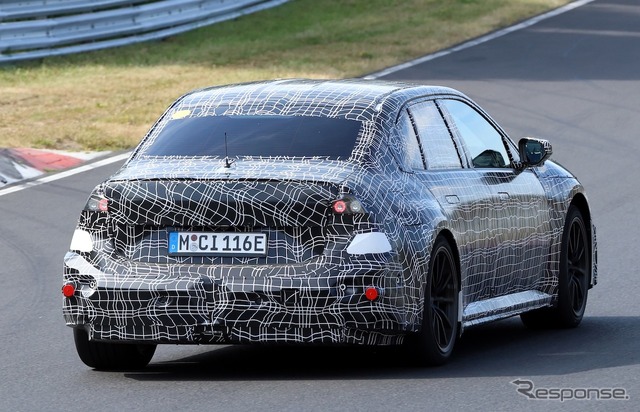 BMW M3 EV版のプロトタイプ
