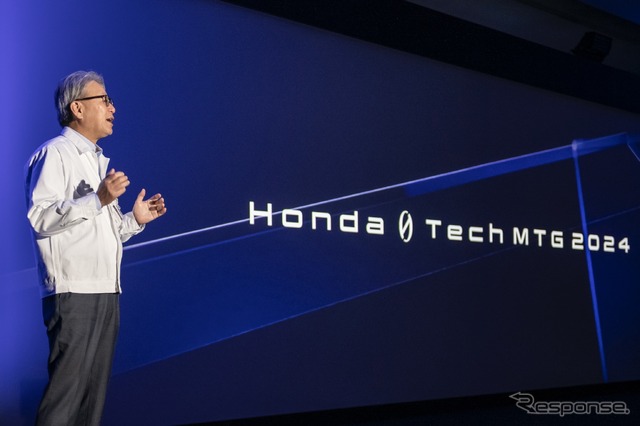 社長も着るホンダの白いユニフォーム