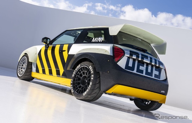 MINI JCW エレクトリック新型の「The Skeg」