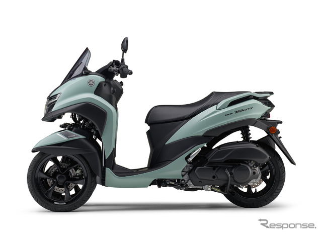 ヤマハ トリシティ155 ABS（マットライトグリーニッシュグレーメタリック1）