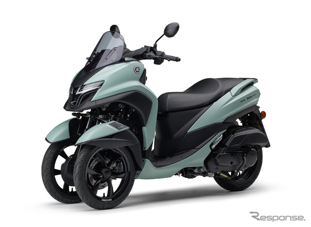 ヤマハ トリシティ155 ABS（マットライトグリーニッシュグレーメタリック1）