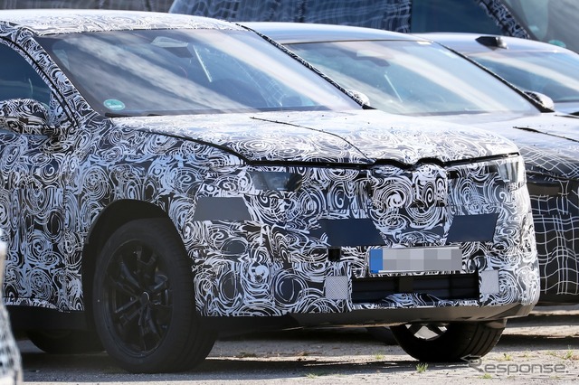 BMW X1 改良新型のプロトタイプ
