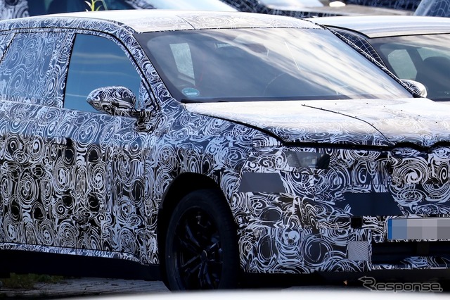 BMW X1 改良新型のプロトタイプ