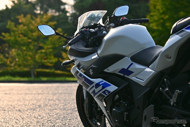 スズキ GSX250R