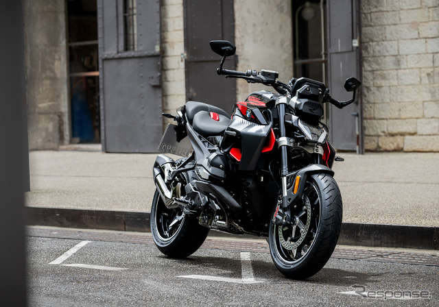 BMW R 1300 R新型