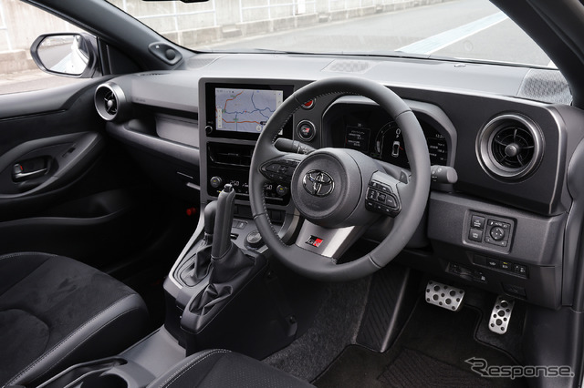 トヨタ GRヤリス 25式(GR-DAT)