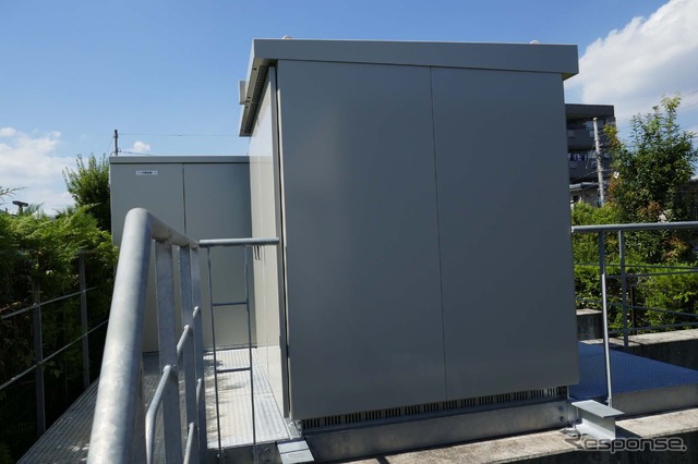 274区画すべてに充電設備を用意したため、変電施設「キュービクル」が準備された