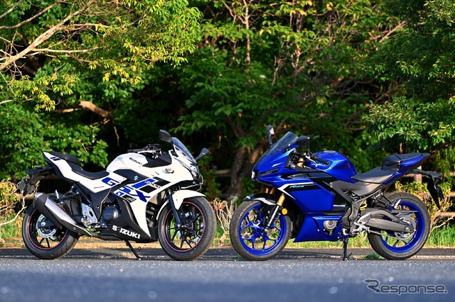 スズキ GSX250R（左）とヤマハ YZF-R25（右）
