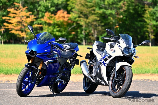 ヤマハ YZF-R25（左）とスズキ GSX250R（右）