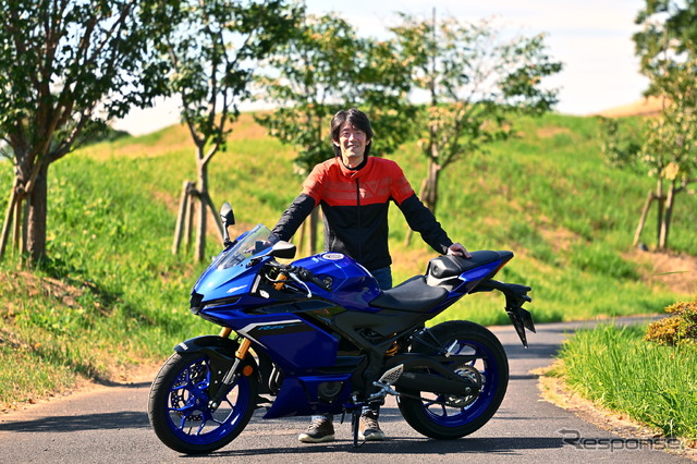 ヤマハ YZF-R25と伊丹孝裕氏