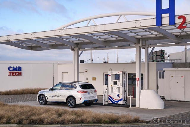 BMW iX5 Hydrogenと水素ステーション