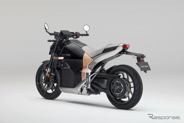 ホンダのフルサイズ電動バイク『WN7』
