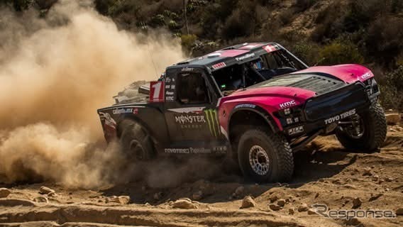 トーヨータイヤ「OPEN COUNTRY」装着のアラン・アンプディア選手チームが「スコア・バハ400」で総合優勝