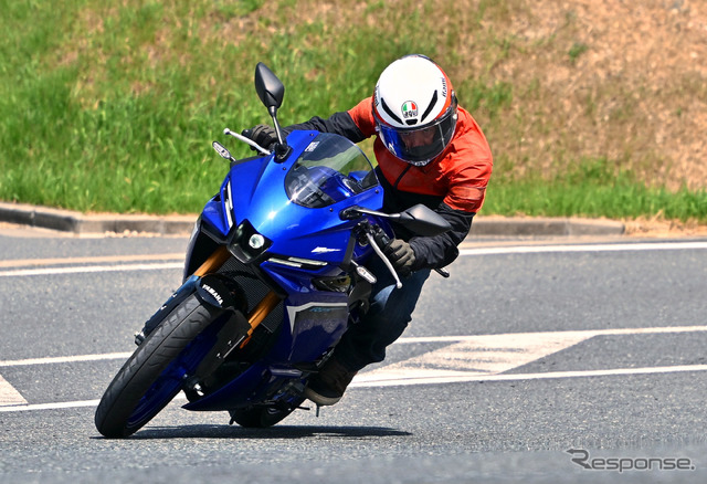ヤマハ YZF-R25