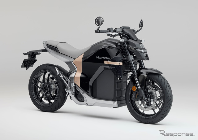 ホンダのフルサイズ電動バイク『WN7』