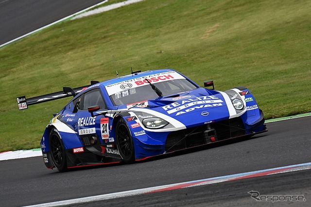 GT500クラスで優勝した「リアライズコーポレーション ADVAN Z」
