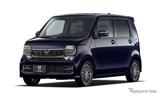 ホンダ N-WGN CUSTOM の BLACK STYLE