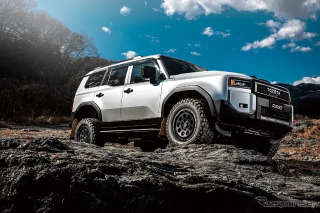 レイズ DAYTONA D9 × TOYOTA ランドクルーザー250