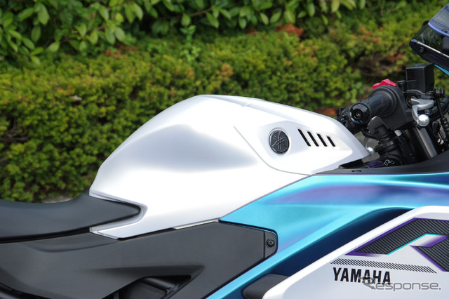 ヤマハ YZF-R25
