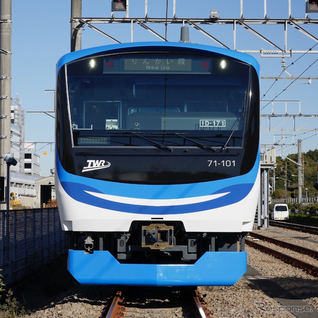 71-000形