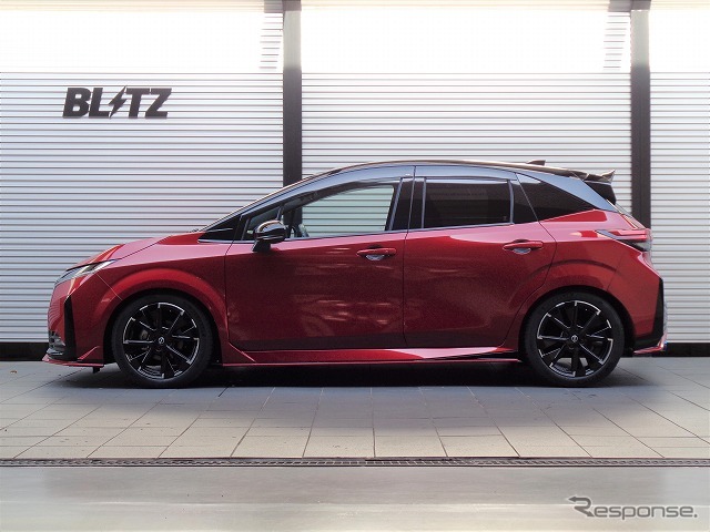 ブリッツ DAMPER ZZ-R　オーラニスモ装着例（基準車高：フロント 18mmダウン / リア 17mmダウン）