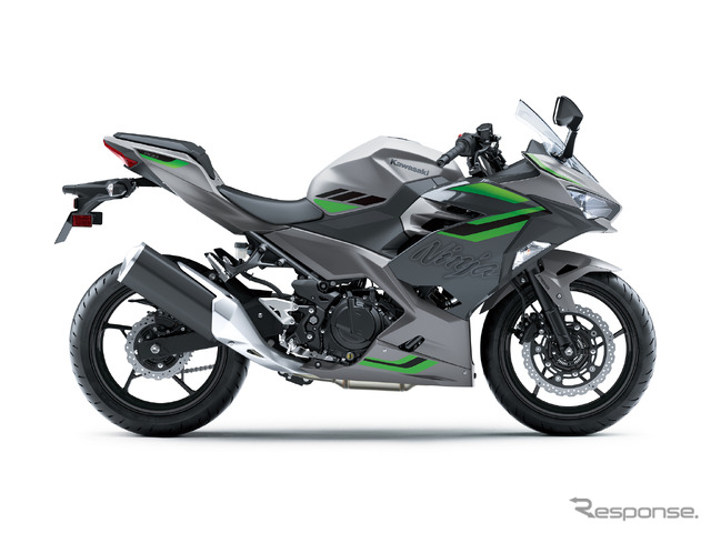 カワサキ Ninja 400 2026年モデル（メタリックマットグラファイトグレー×メタリックマグネティックダークグレー）