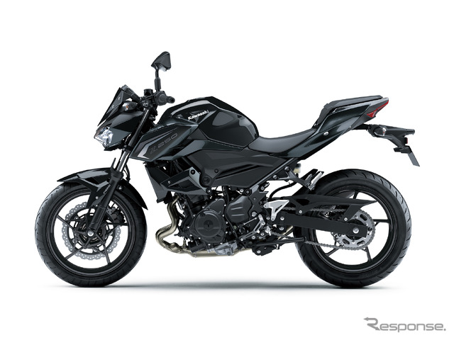 カワサキ Z250 2026年モデル（エボニー×メタリックカーボングレー）
