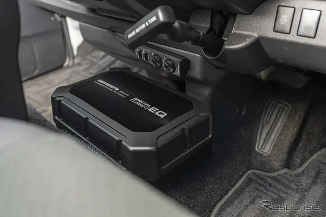 音の土台を作る低音を再生するコンパクト設計のチューンナップサブウーファーTS-WX400DA