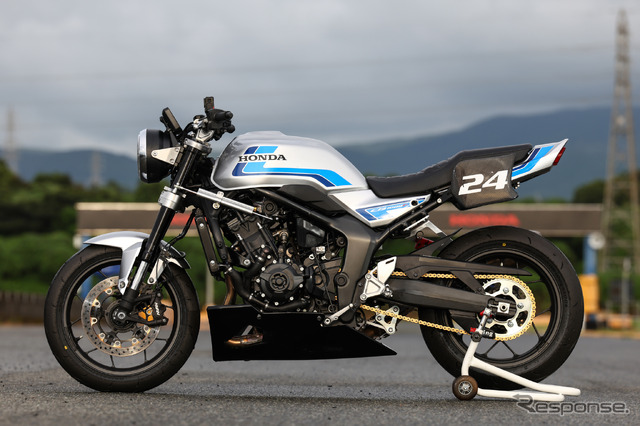 「鉄馬レース」に参戦したホンダ『CB1000F Concept』