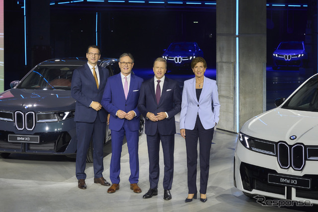 BMWグループがハンガリー・デブレツェンに建設した最新工場を開所