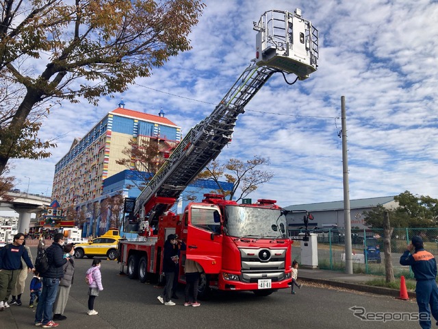 はたらくクルマの展示も