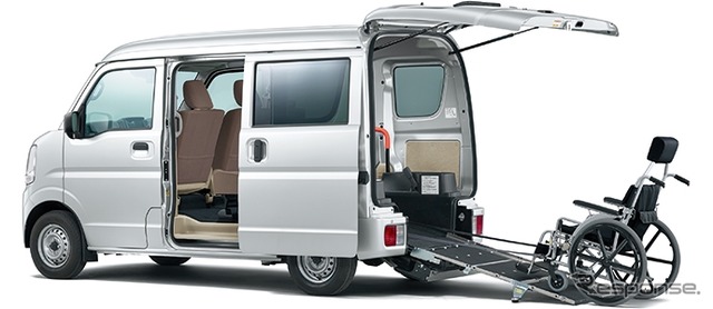 エブリイ 車いす移動車