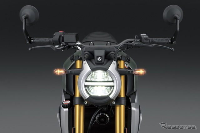 スズキ GSX-8T