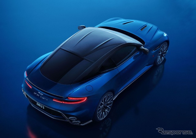 アストンマーティン DB12 S