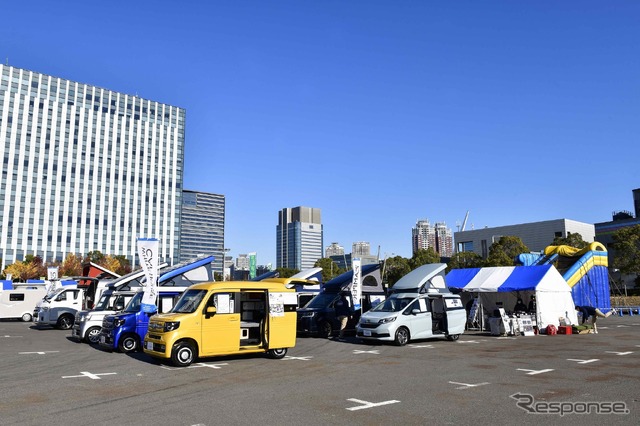 お台場キャンピングカーフェア 会場風景