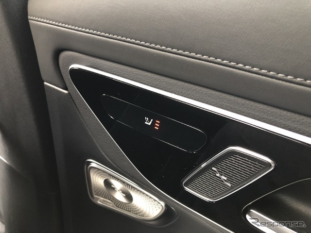 メルセデスベンツ GLC 220d 4MATIC クーペ（ISG）