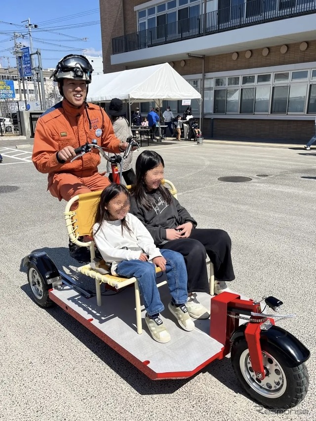 サカイサイクルのレスキューバイク:大人2人でも搬送可能