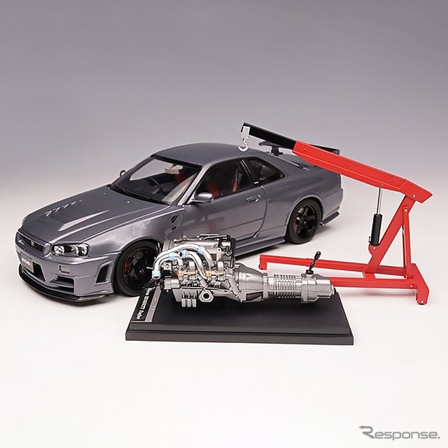 日産『スカイラインGT-R』（BNR34）の1/18スケールミニカー
